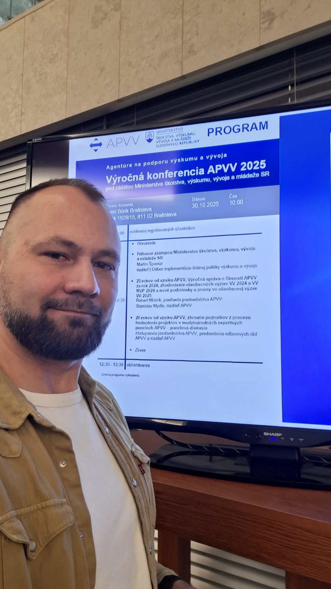 Vladimír Heger na konferencii APVV 2025